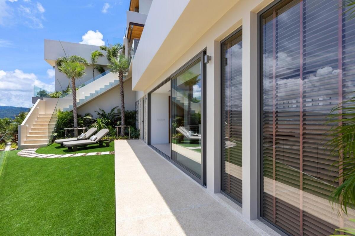 Stunning Seaview Near The