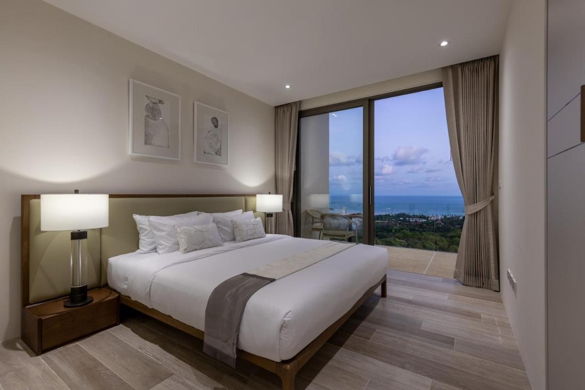 Villa Stunning Seaview Near The