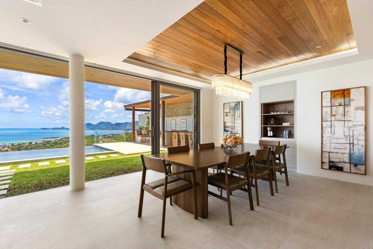 Stunning Seaview Near The Villa