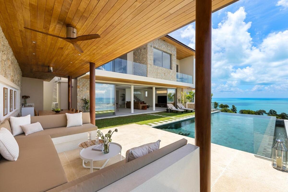 Stunning Seaview Near The Villa