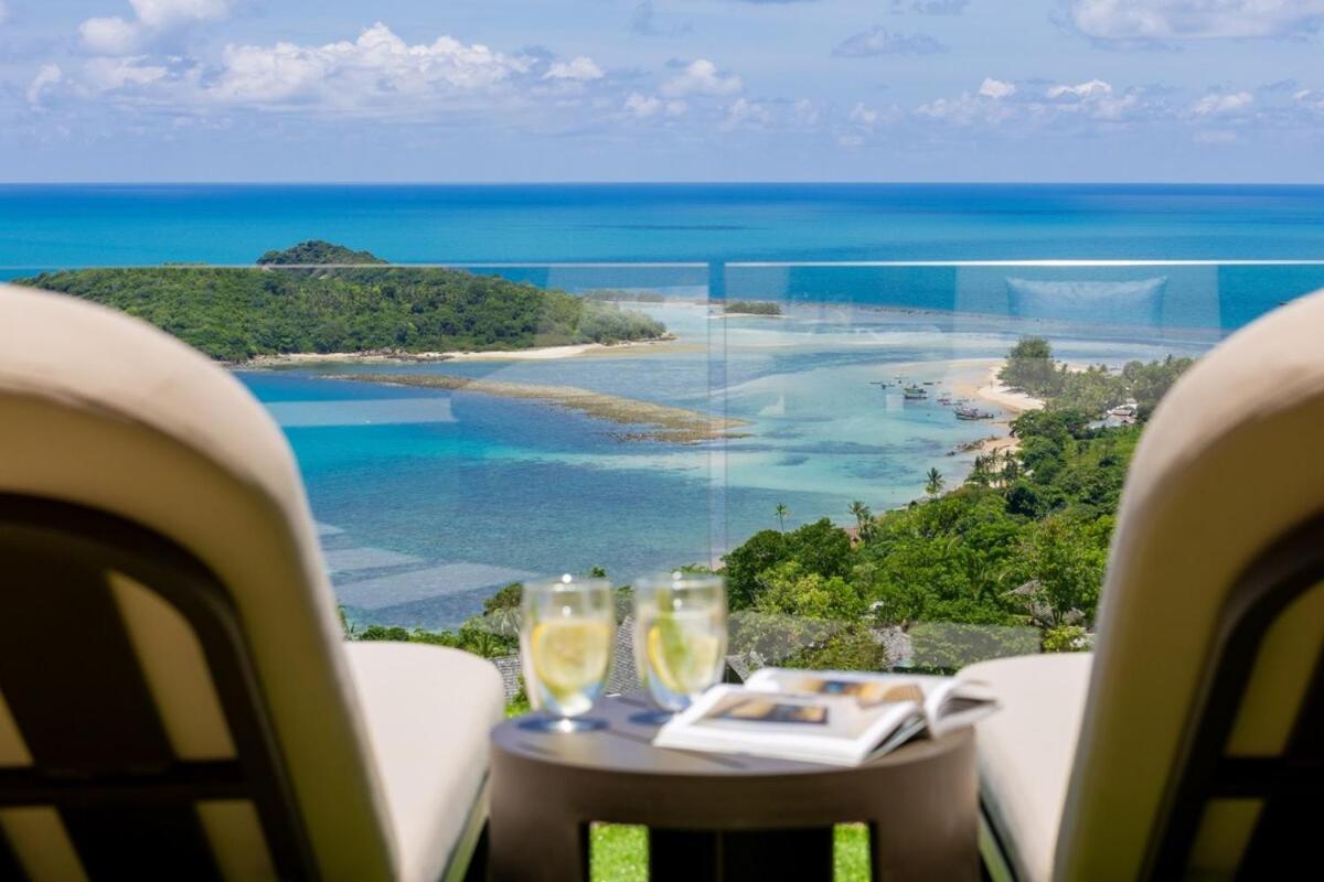 Villa Stunning Seaview Near The