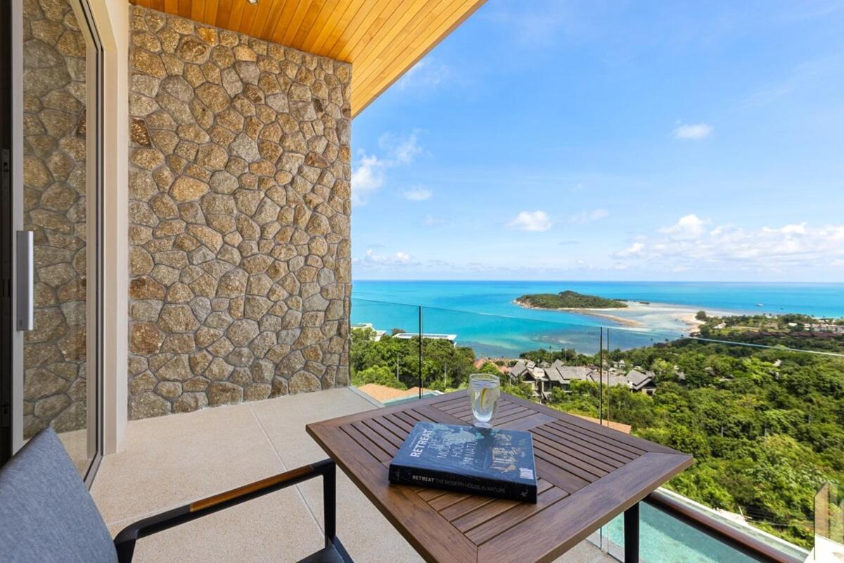 Villa Stunning Seaview Near The