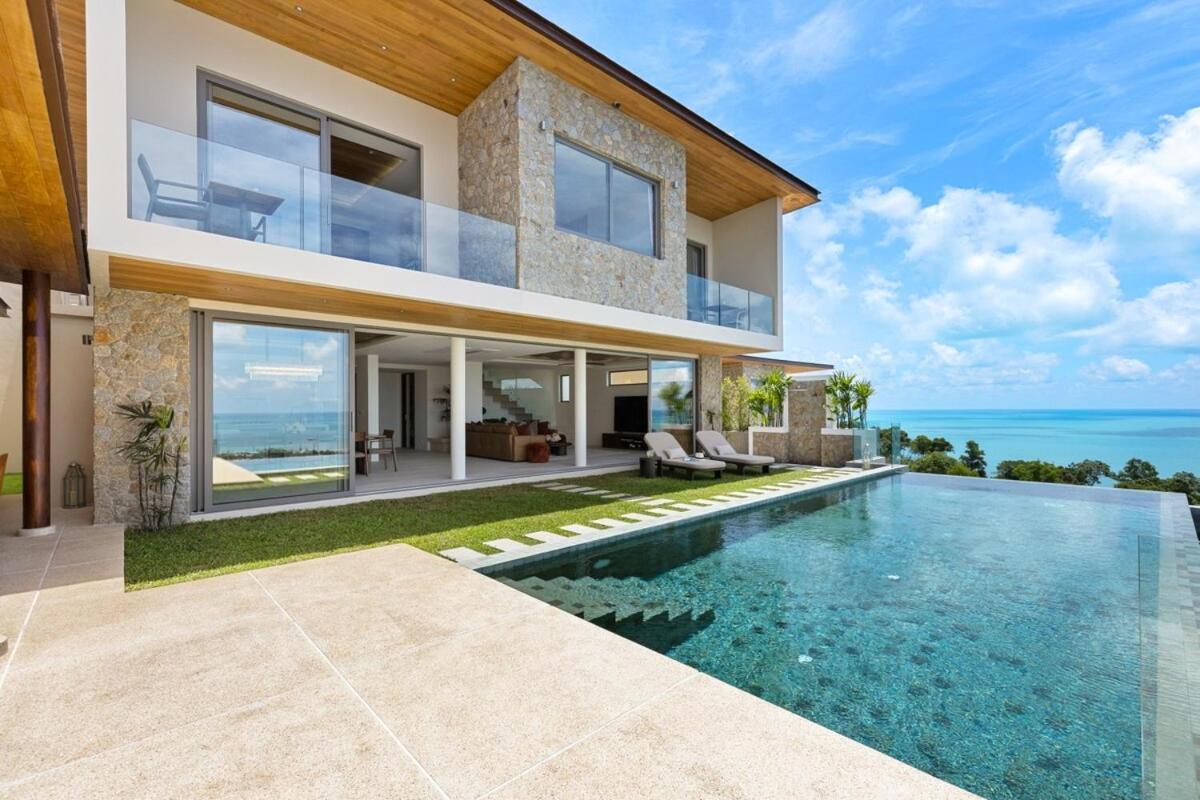 Villa Stunning Seaview Near The